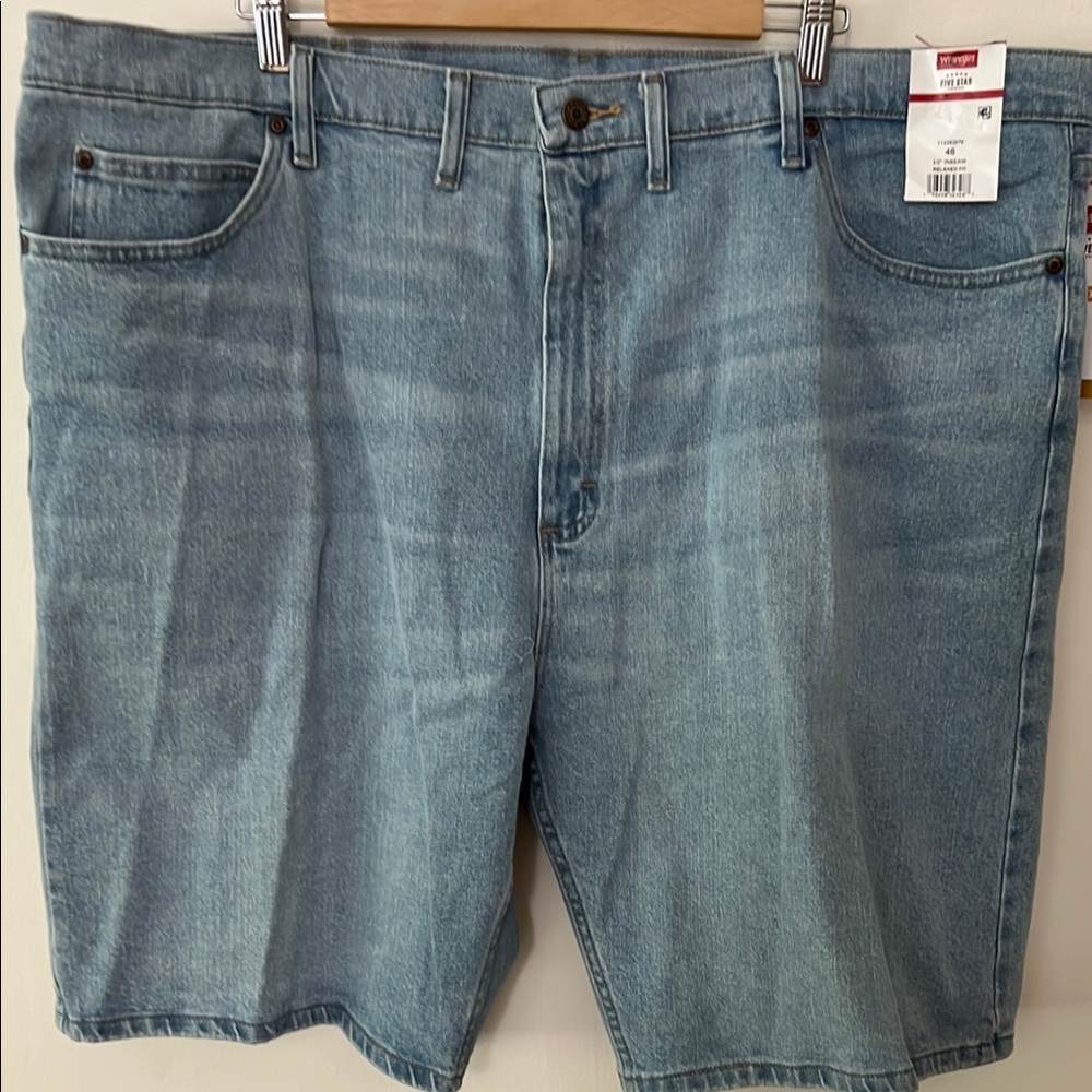 Wrangler Men's Five Star Premium Flex Relaxed Fit 10" Denim Shorts Light Bleach